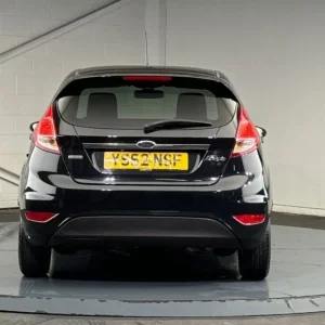 2013 Ford Fiesta 1.6 TDCi Titanium ECOnetic 5dr ++ 20 TAX / 8 SERVICES / 85 MPG ++ HATCHBACK Dies... - Image 7