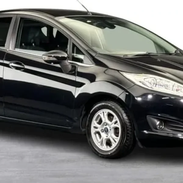 2013 Ford Fiesta 1.6 TDCi Titanium ECOnetic 5dr ++ 20 TAX / 8 SERVICES / 85 MPG ++ HATCHBACK Dies...