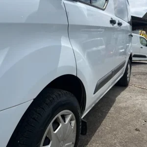 2017 Ford Transit Custom 2.0 TDCi 130ps High Roof Kombi Trend Van MPV Diesel Manual - Image 2