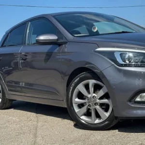 2015 Hyundai i20 1.2 Premium Hatchback 5dr Petrol Manual Euro 6 (84 ps) Hatchback Petrol Manual - Image 3