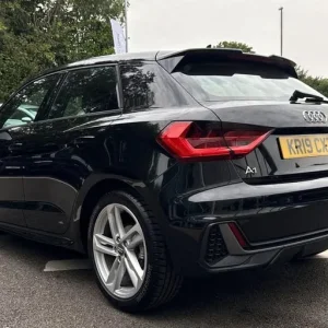 2019 Audi A1 1.0 TFSI 30 S line Sportback 5dr Petrol S Tronic Euro 6 (s/s) (116 ps) HATCHBACK Pet... - Image 8