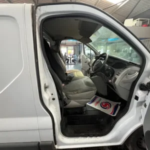 2007 Vauxhall Vivaro Vivaro 2700 CDTI SWB PANEL VAN DIESEL Manual - Image 5