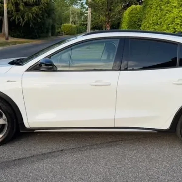 2019 (69) FORD FOCUS 1.0T ACTIVE SERVICE HISTORY LONG MOT DRIVES GREAT! LOVELY!