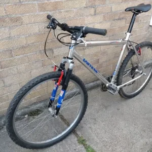 Refurbished 1997 Univega Alpina 802-S 18" Mountain Bike w/ RockShox Indy C Forks 21 Speed - Image 3