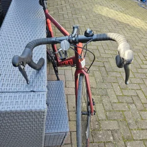 Carrera Vanquish road bike - Image 2