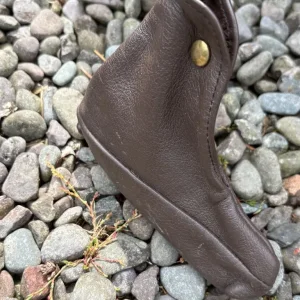 Golf items, putters, bags, ball collector - prices in description - Image 4