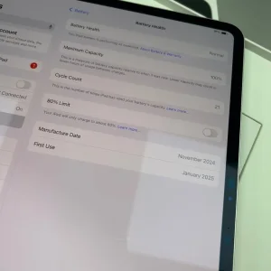 apple ipad pro 256gb M4 13 inch WiFi- Apple warranty till 21/01/26 , 100% battery health - Image 4