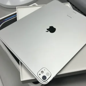 apple ipad pro 256gb M4 13 inch WiFi- Apple warranty till 21/01/26 , 100% battery health