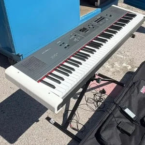 Digital Piano - Image 4