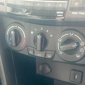 2014 Suzuki Swift 1.2 SZ3 Hatchback 5dr Petrol Manual Euro 5 (94 ps) Hatchback Petrol Manual - Image 6