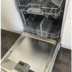 Dishwasher - Image 2