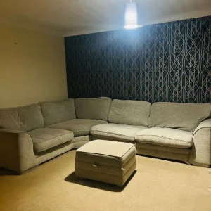 Corner sofa with footstool - Image 2