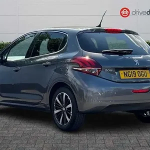 2019 Peugeot 208 1.2 PureTech Tech Edition Hatchback 5dr Petrol Manual Euro 6 (s/s) (82 ps) Hatch... - Image 5