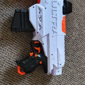 Battery powered Ultra AMP nerf gun - Image 2