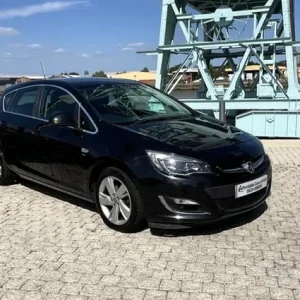 2013 Vauxhall Astra 1.6i VVT 16v SRi 5dr Automatic Hatchback Petrol Automatic - Image 2