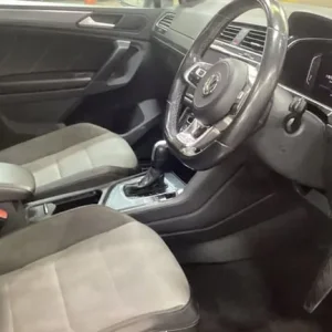 2020 70 VOLKSWAGEN TIGUAN 1.5 TSI EVO R-LINE TECH SUV 5DR PETROL DSG EURO 6 (S/S - Image 3