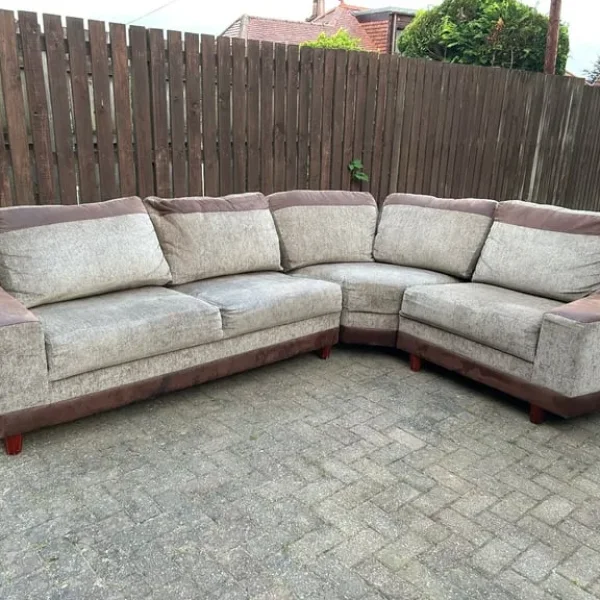 Free corner sofa