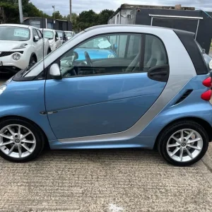2013 smart fortwo 1.0 MHD Passion SoftTouch Euro 5 (s/s) 2dr COUPE Petrol Automatic - Image 8