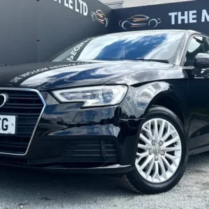 2018 Audi A3 1.5 TFSI SE Technik 5dr HATCHBACK PETROL Manual - Image 4