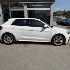 2023 Audi A1 1.0 TFSI 30 S line Sportback Euro 6 (s/s) 5dr HATCHBACK Petrol Manual - Image 4