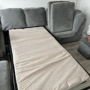 Sofa with pull out bed - Image 4