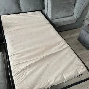 Sofa with pull out bed - Image 5