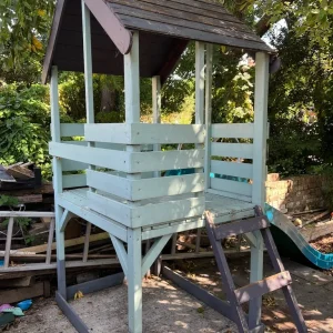 Wooden play house with slide - Image 3