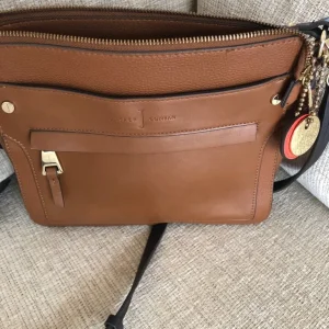 Jasper Conran crossbody handbag like new! - Image 2