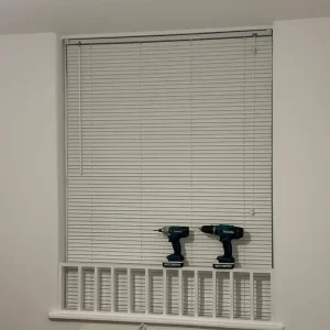 laminate vinyl herringbone flooring furniture assembly handyman paint and wallpaper - Image 2