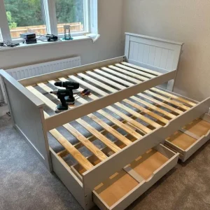 laminate vinyl herringbone flooring furniture assembly handyman paint and wallpaper - Image 8