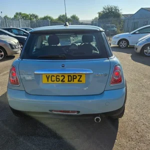MINI HATCH 1.6 One D Hatch 2012 - Image 6