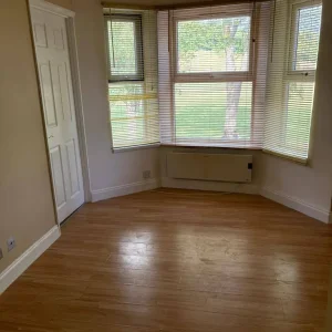 Double room with own Shower and toilet to rent in Havelock road lu2 7pp - Image 2