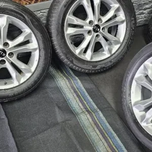 Kia Genuine 17 alloy wheels + 4 x tyres 215 55 17 All Seasons - Image 2