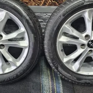 Kia Genuine 17 alloy wheels + 4 x tyres 215 55 17 All Seasons - Image 3