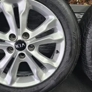 Kia Genuine 17 alloy wheels + 4 x tyres 215 55 17 All Seasons - Image 5