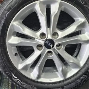 Kia Genuine 17 alloy wheels + 4 x tyres 215 55 17 All Seasons - Image 8