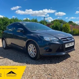 2012 Ford Focus 1.6 125 Titanium 5dr HATCHBACK Petrol Manual