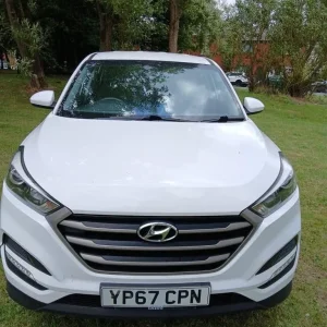 2017 Hyundai TUCSON 1.7 CRDi Blue Drive S Euro 6 (s/s) 5dr ESTATE Diesel Manual - Image 2