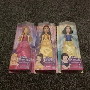Disney dolls 3 brand new all unopened can deliver for a small charge - Image 2