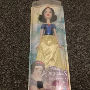 Disney dolls 3 brand new all unopened can deliver for a small charge - Image 4