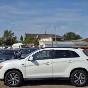 2015 Mitsubishi ASX 2.2 4 5dr Auto 4WD HATCHBACK Diesel Automatic - Image 7