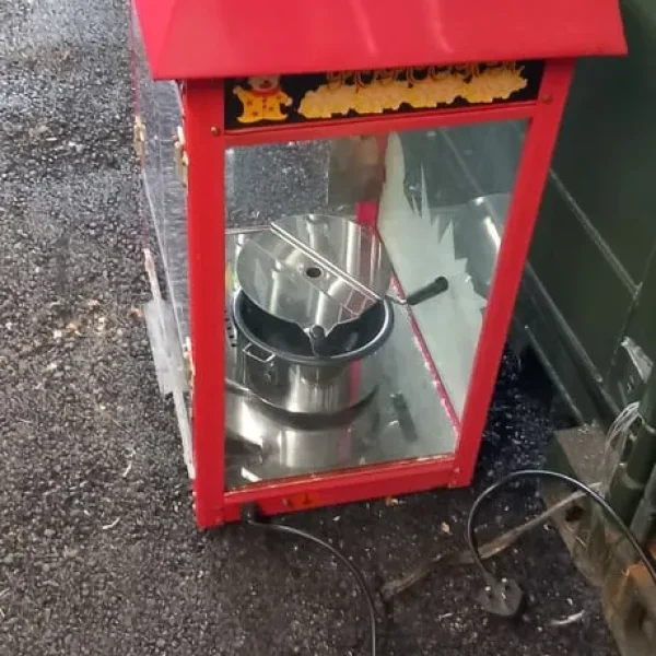Popcorn machine