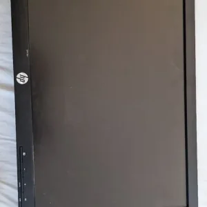 Hp Compaq Le2002xi. tested working. used. no stand