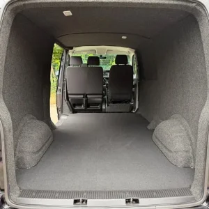 2022 VOLKSWAGEN TRANSPORTER T6.1 TDI 150 6 SPEED HIGHLINE LWB IN BLACK - EURO - Image 3