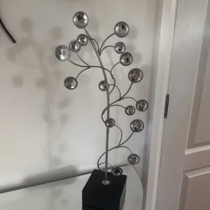 Black glass wall art - Image 5