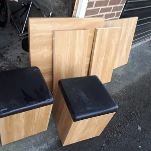 Table and 4 stools - Image 3