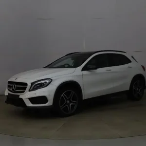 2015 15 MERCEDES-BENZ GLA 2.0 GLA250 AMG LINE SUV 5DR PETROL 7G-DCT 4MATIC EURO - Image 4