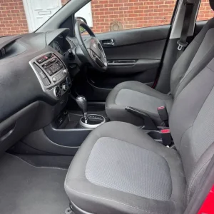 Hyundai, I20, Hatchback, 2014, Other, 1396 (cc), 5 doors - Image 6