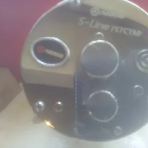 Akios s-line 757CTM multiplier reel. boat or shore £85.00 ONO near mint condition - Image 4