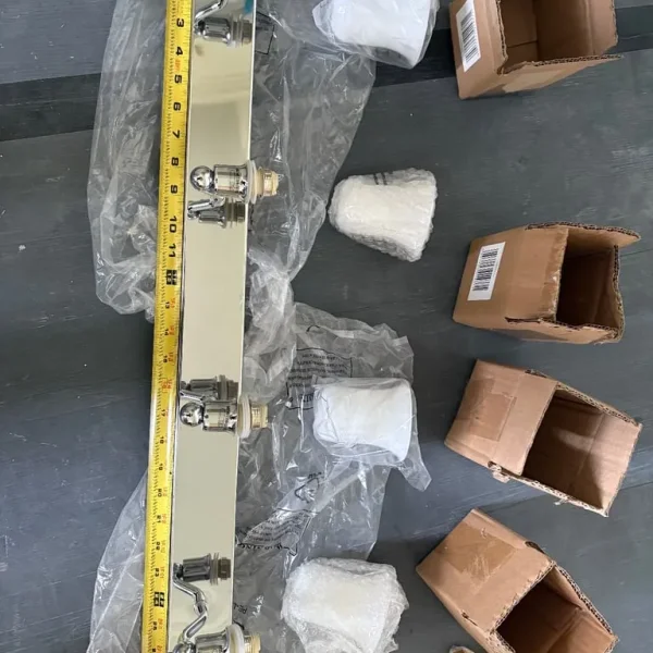 Belvue Bathroom 4 Light 660 MM New In Box